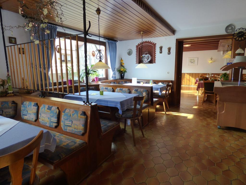 Pension Gasthof Zum Lamm บีชอฟสไฮม์ อัน แดร์เริน ภายนอก รูปภาพ
