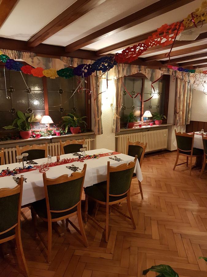 Pension Gasthof Zum Lamm บีชอฟสไฮม์ อัน แดร์เริน ภายนอก รูปภาพ